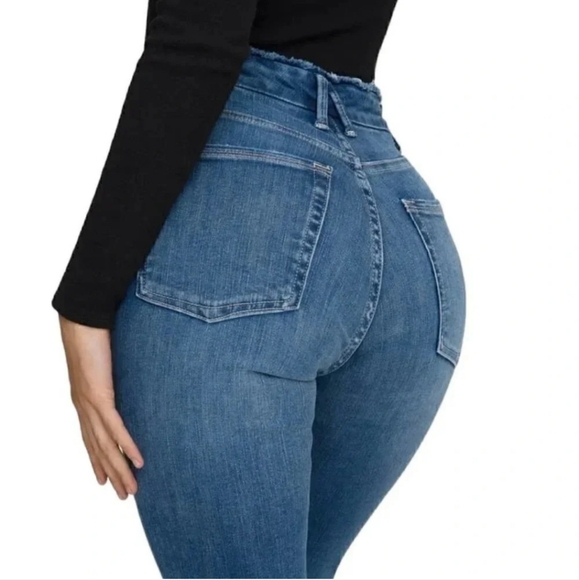 GOOD American Good waist jeans - Picture 3 of 16